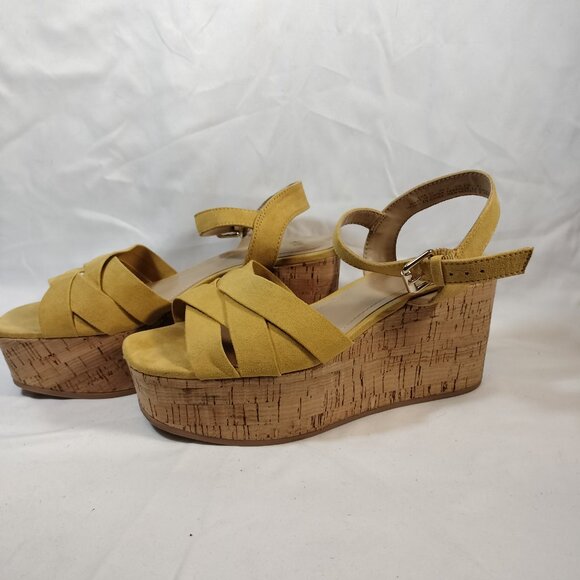 H&M Yellow Platform wedge sandals - Picture 2 of 8
